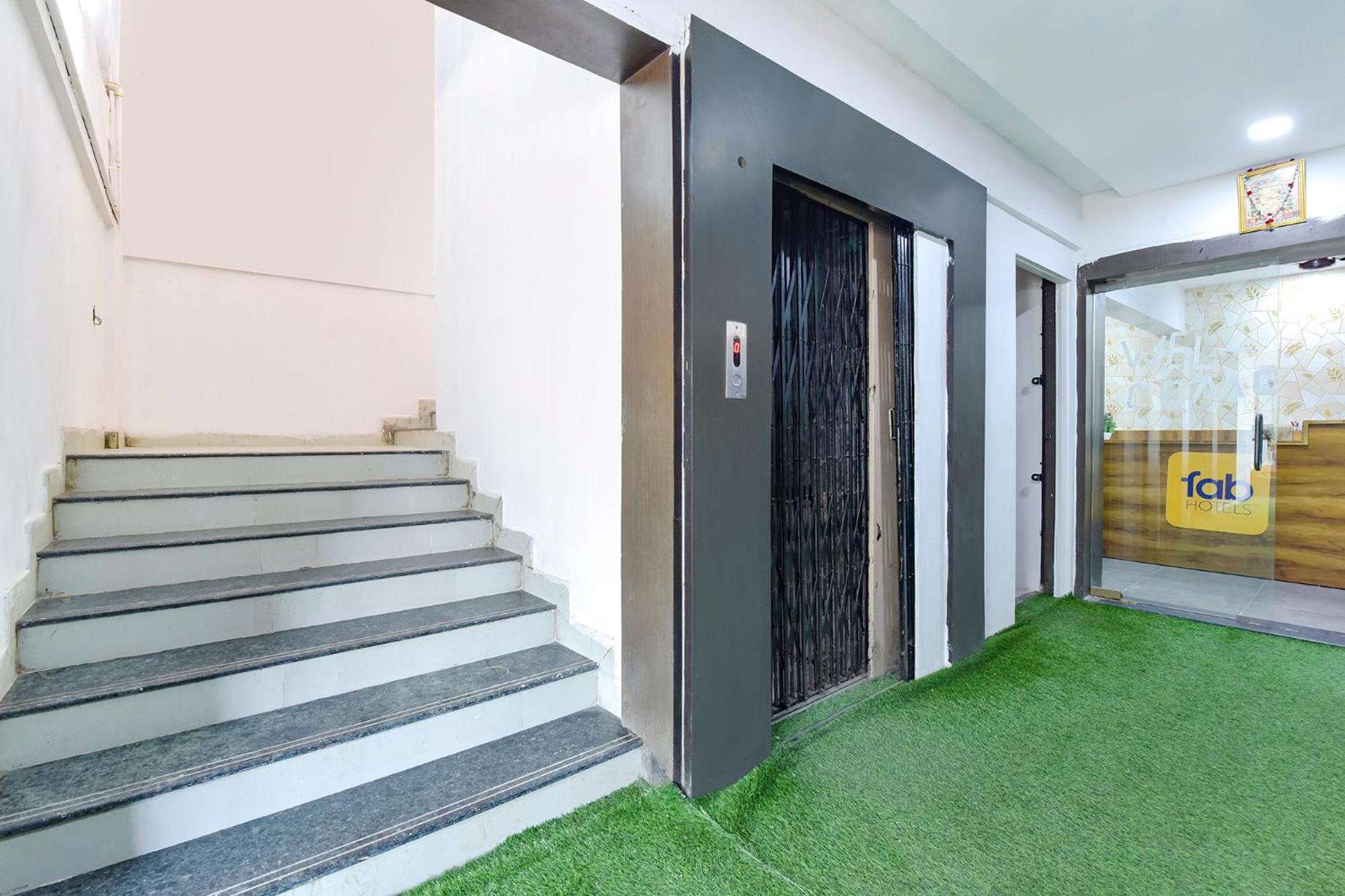 Fabhotel Star Ahmedabad Buitenkant foto