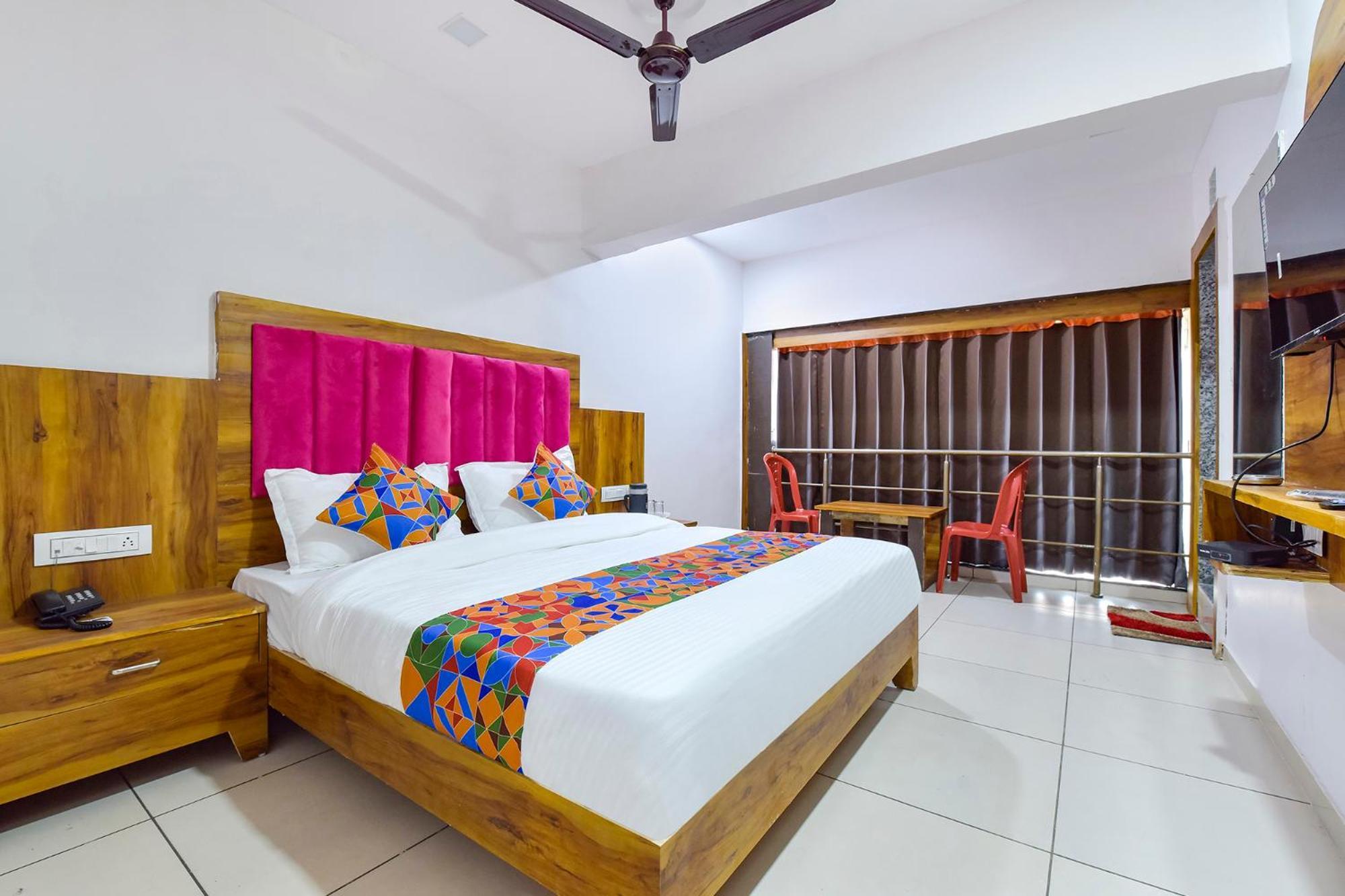 Fabhotel Star Ahmedabad Buitenkant foto
