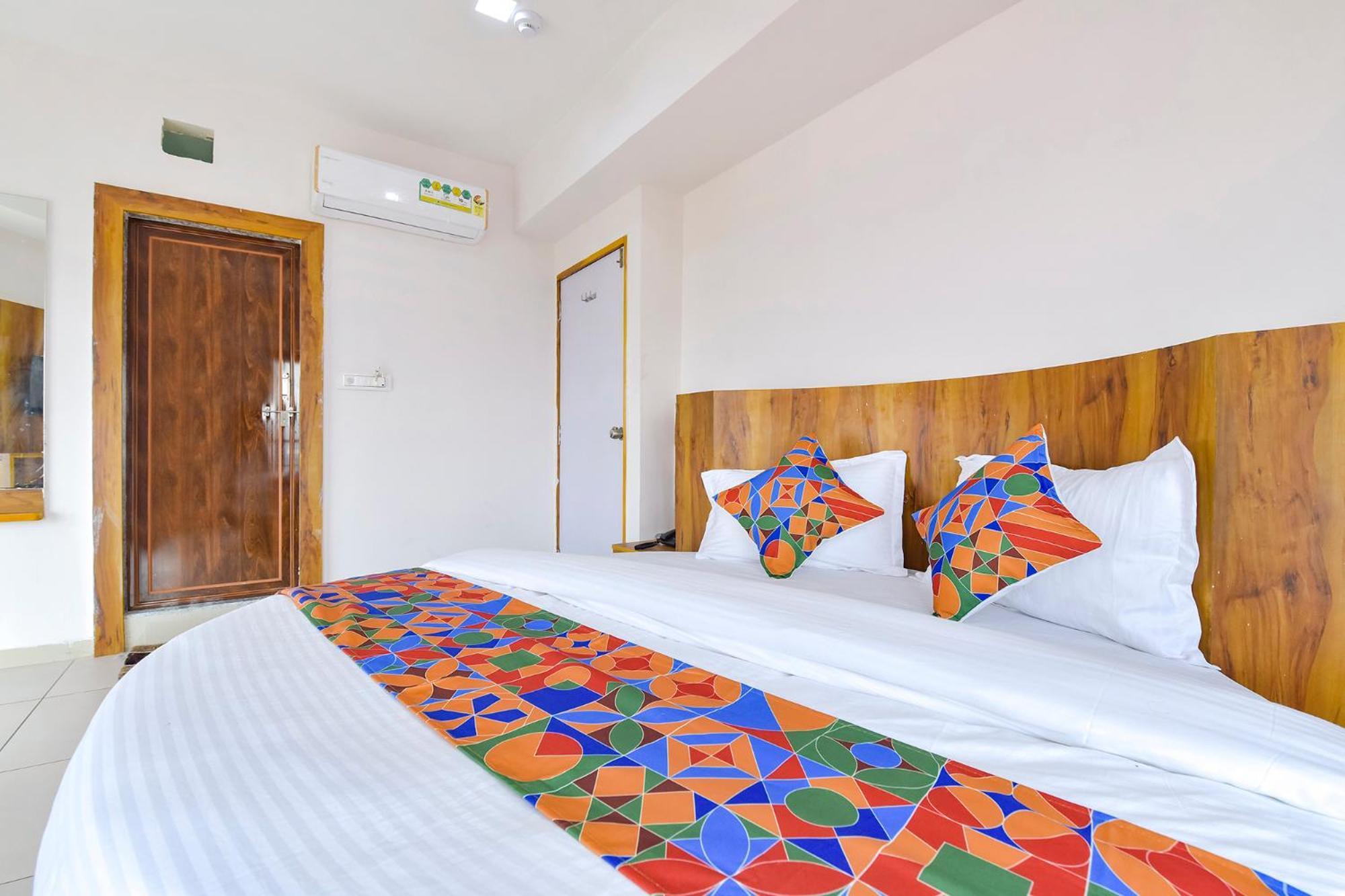 Fabhotel Star Ahmedabad Buitenkant foto